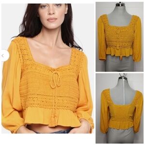 Aeo boho crochet cropped top S